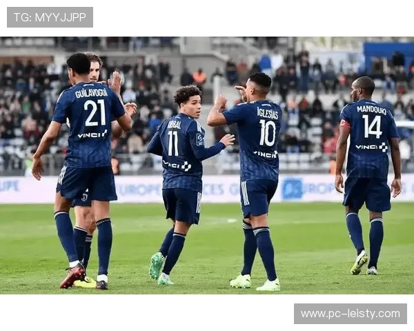 巴黎圣日耳曼vs梅斯：卫冕冠军主场迎战副班长，实力悬殊明显